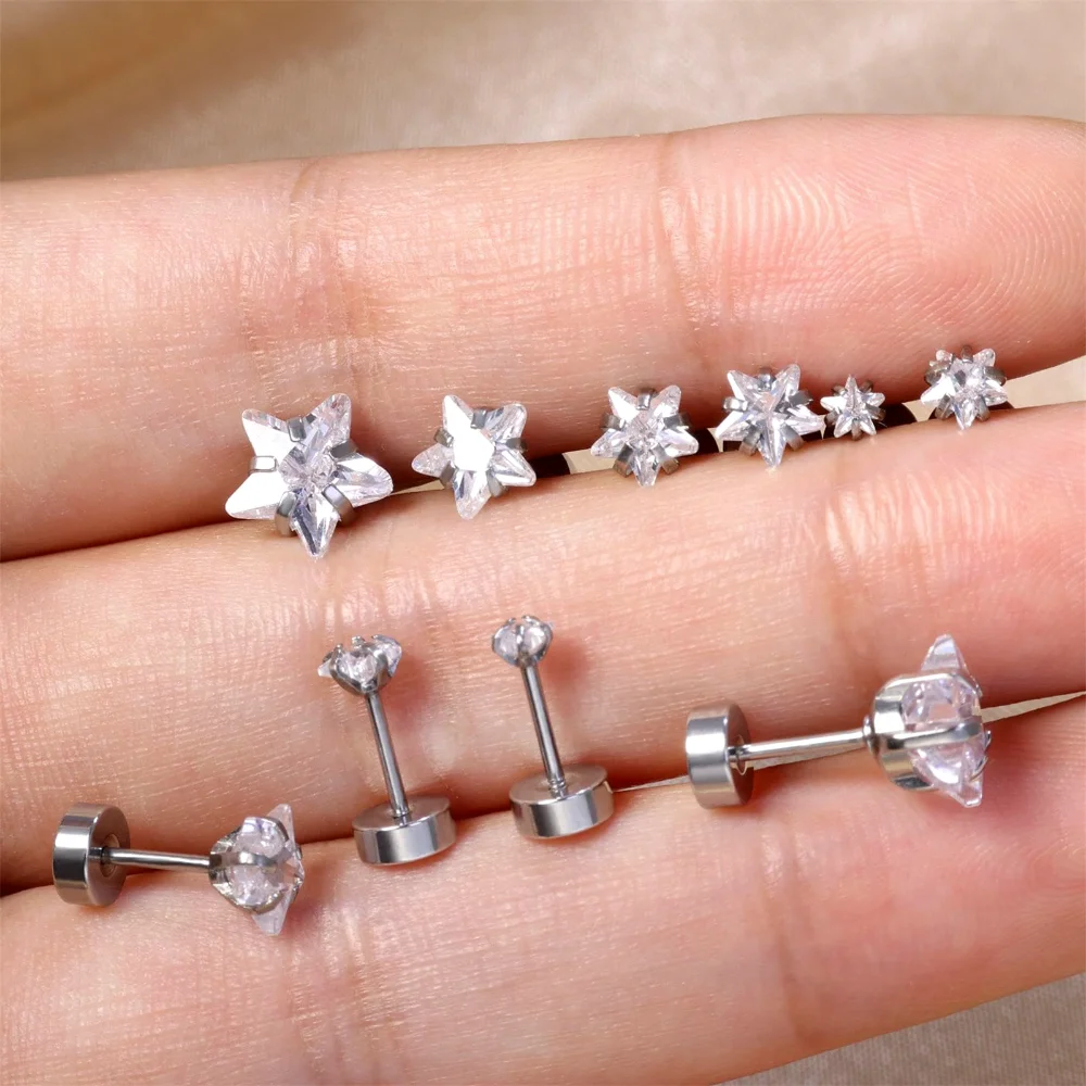 DAILI Flat back earrings with a heart, view 3