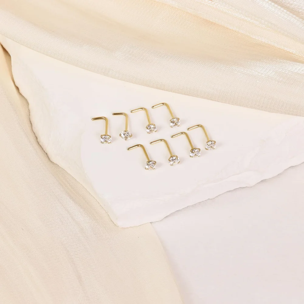 DAILI Titanium nose stud with cubic zirconia, 20G, view 2