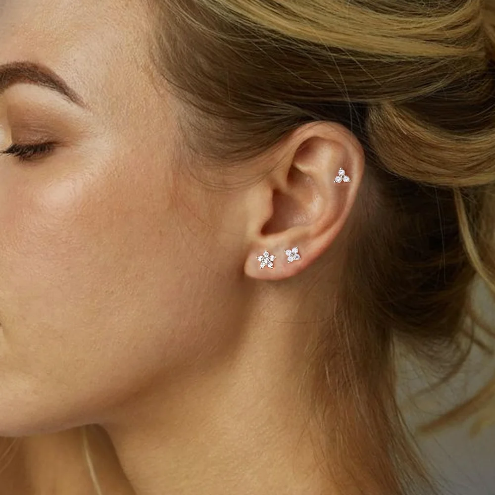 DAILI Stud earrings with a flower, 3 pairs, view 3