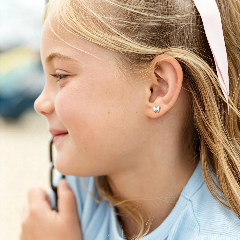 DAILI Surgical steel screw back earrings for children with cubic zirconia, view 3